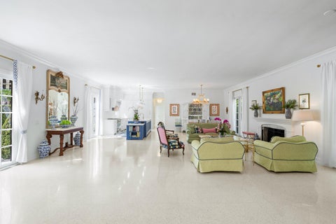 Tiny photo for 105 NW 7TH Street, Delray Beach, FL 33444 (MLS # B26088189)