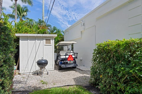 Tiny photo for 105 NW 7TH Street, Delray Beach, FL 33444 (MLS # B26088189)
