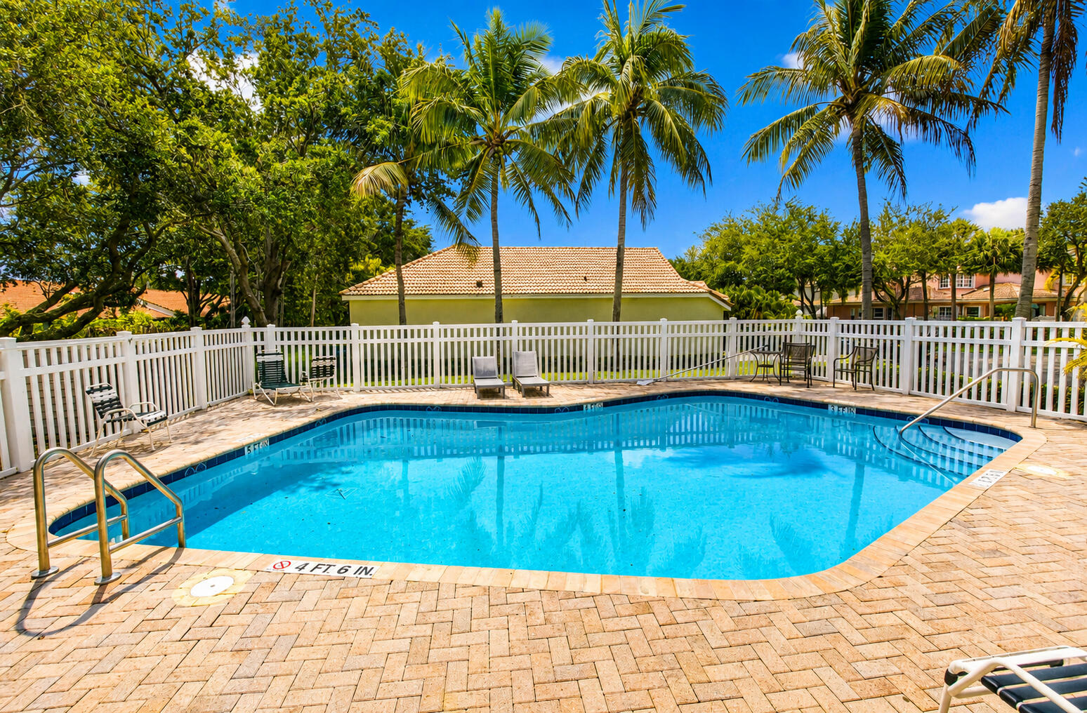 BOYNTON GARDENS - Residential
