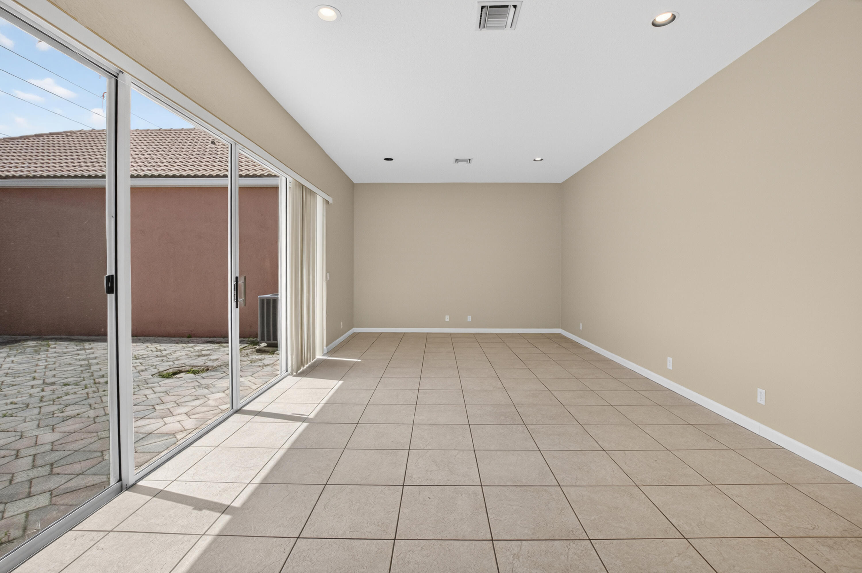 BOYNTON GARDENS - Residential