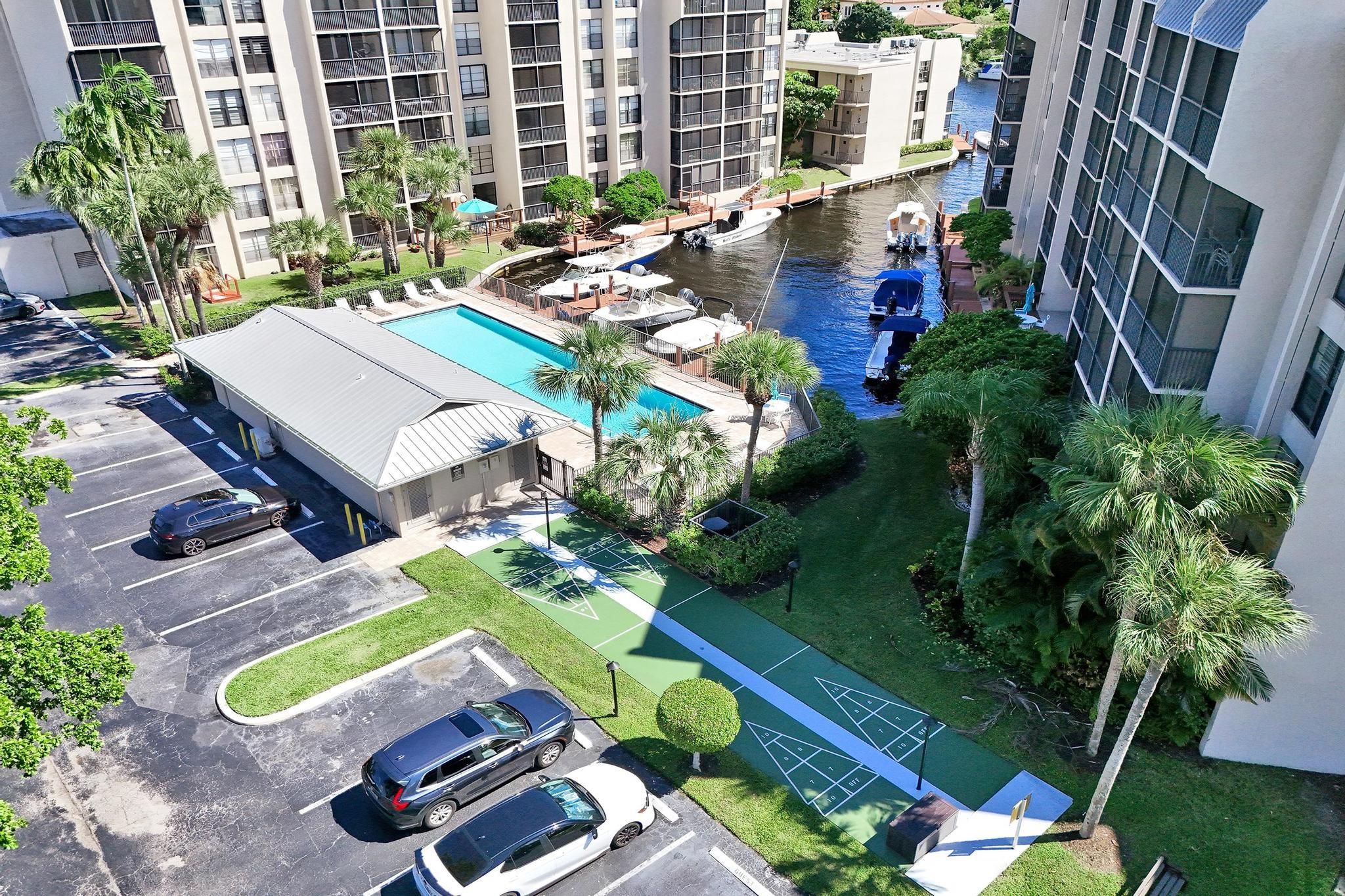 20 Royal Palm Way 501