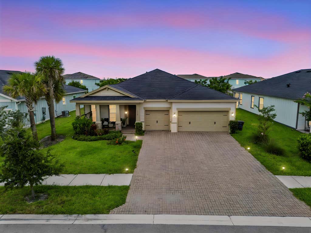 Photo of 1115 Haywagon Trail, Loxahatchee, FL 33470 (MLS # B26061570)