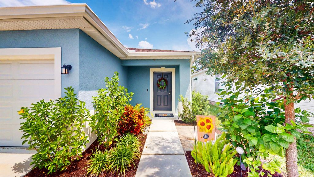 Photo of 3354 N Park Drive, Fort Pierce, FL 34982 (MLS # R10916721)