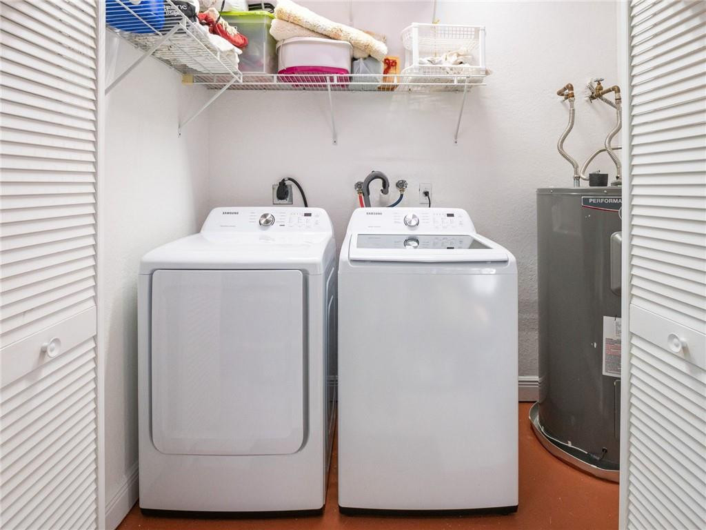 WEST LAKES ESTATES SUB - Residential