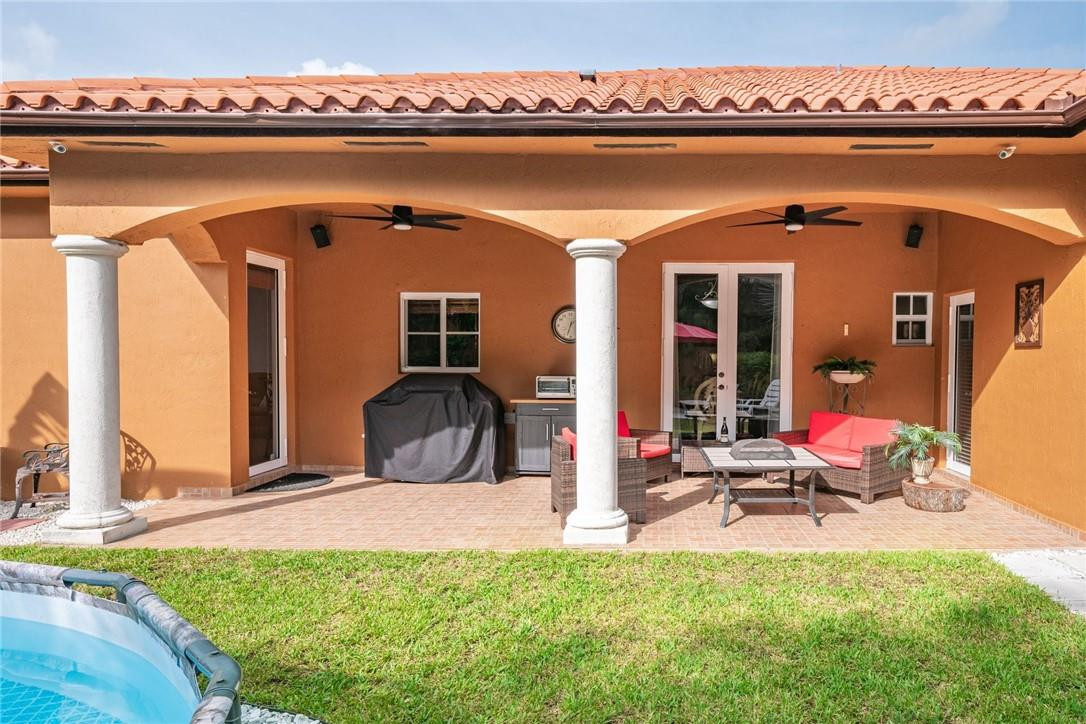 WEST LAKES ESTATES SUB - Residential