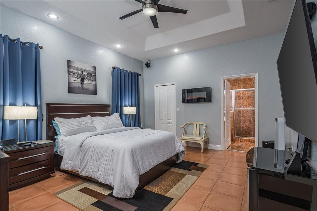 WEST LAKES ESTATES SUB - Residential