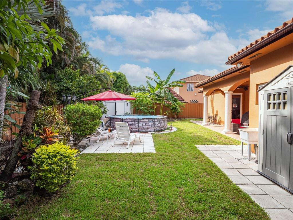 WEST LAKES ESTATES SUB - Residential