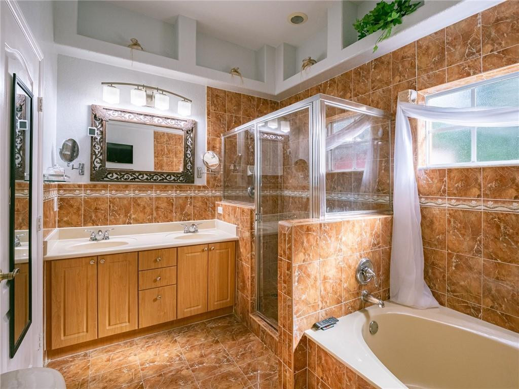 WEST LAKES ESTATES SUB - Residential