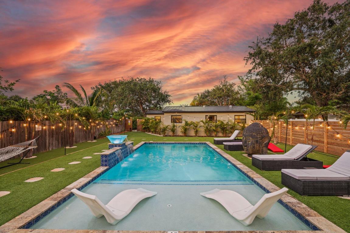 PLUMOSA PARK SEC A, B & D IN - Residential