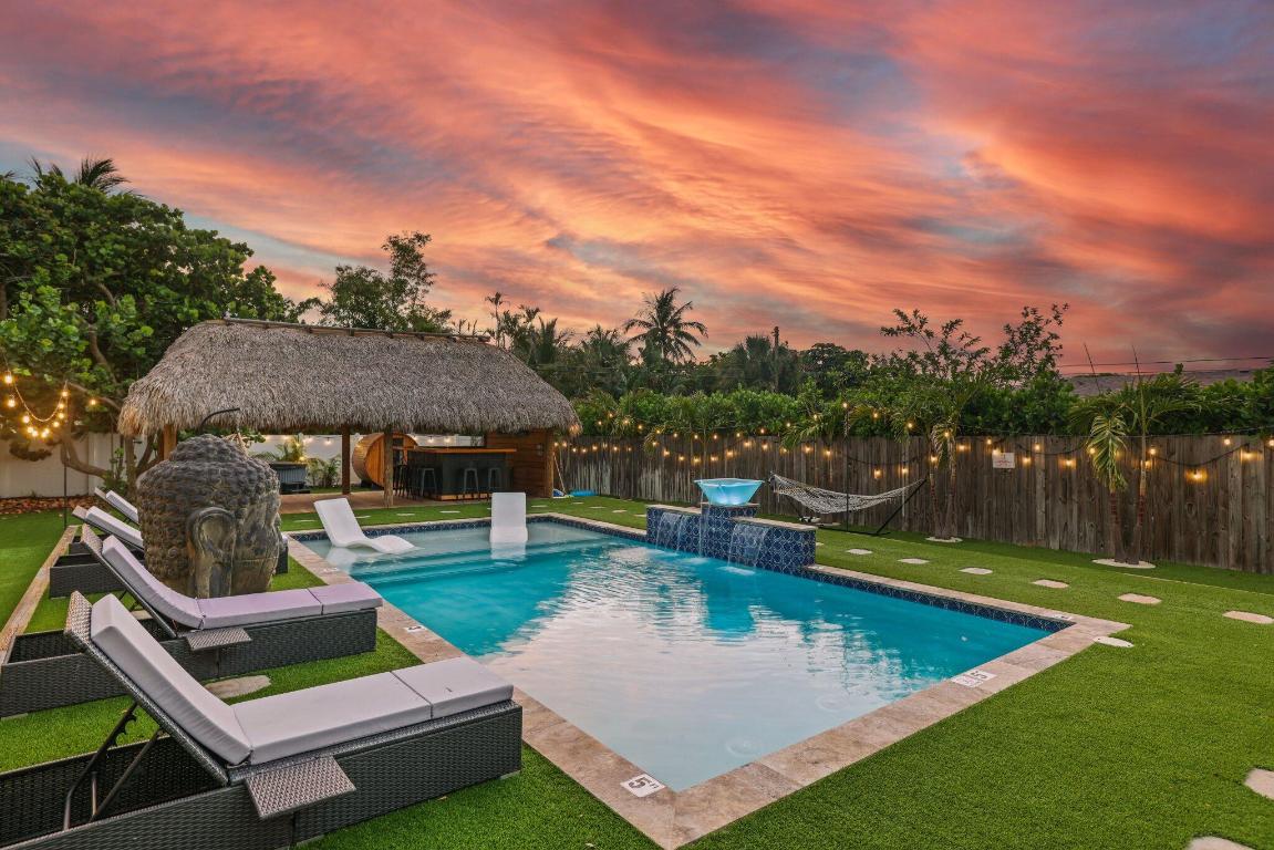 PLUMOSA PARK SEC A, B & D IN - Residential