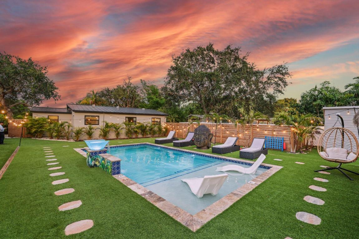 PLUMOSA PARK SEC A, B & D IN - Residential