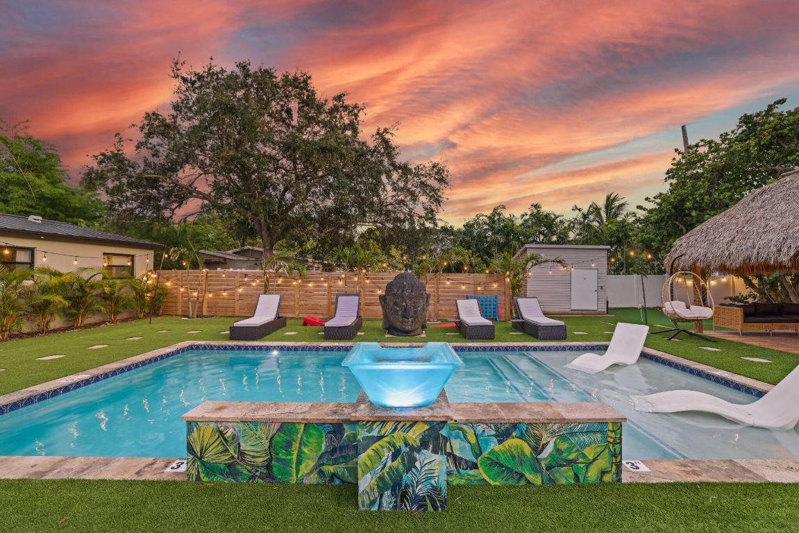 PLUMOSA PARK SEC A, B & D IN - Residential