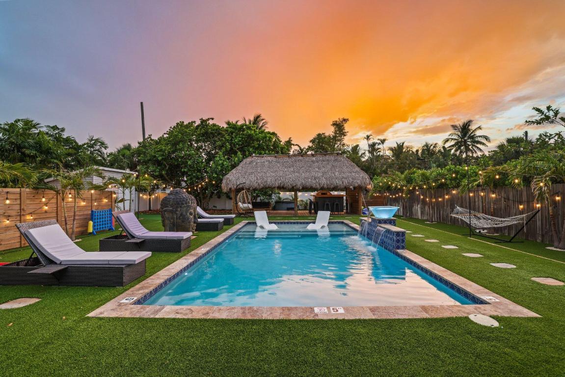 PLUMOSA PARK SEC A, B & D IN - Residential