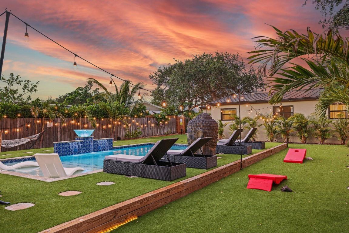 PLUMOSA PARK SEC A, B & D IN - Residential