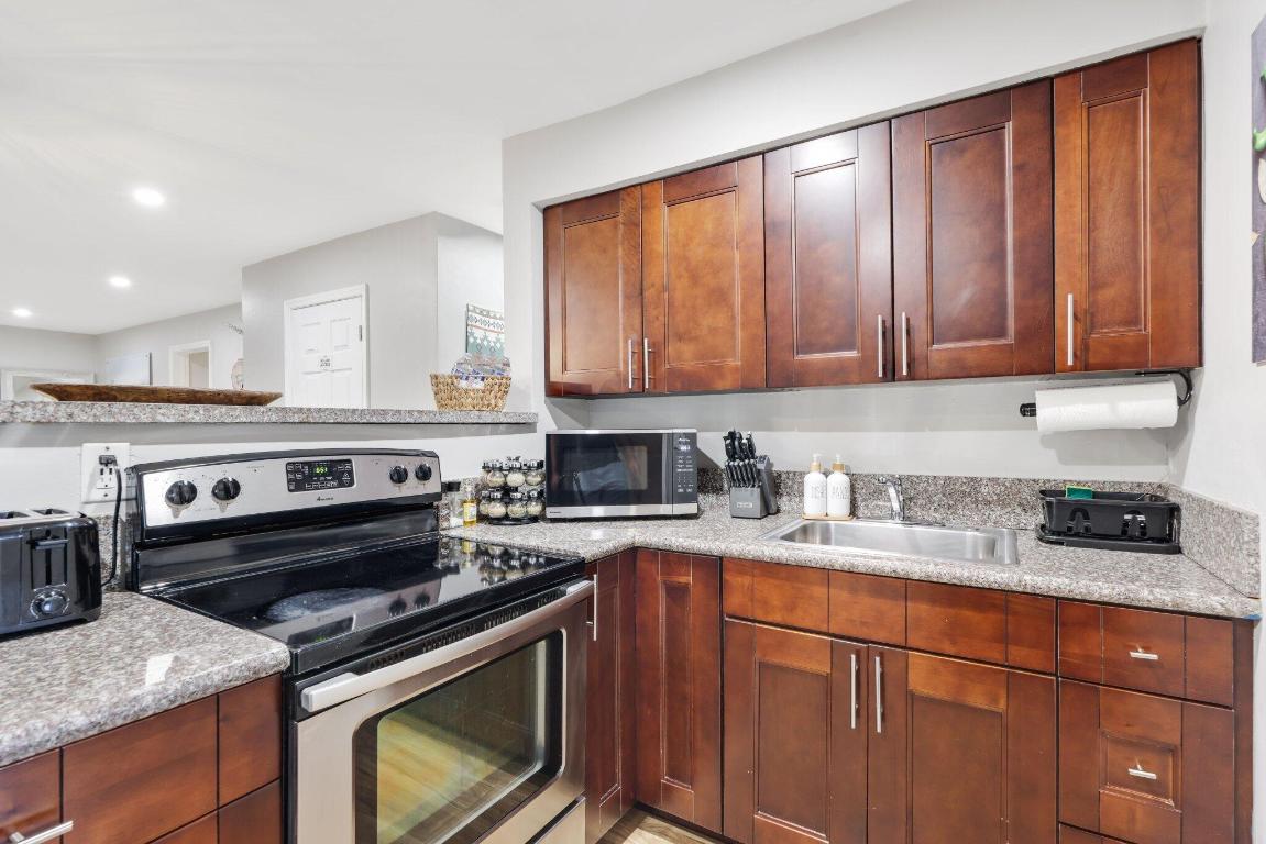 PLUMOSA PARK SEC A, B & D IN - Residential