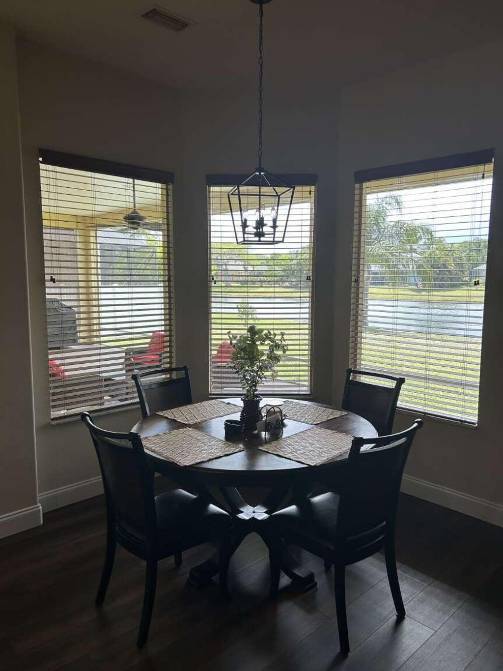 Photo of 357 SW 24th Ave Avenue SW, Vero Beach, FL 32962 (MLS # B26017847)