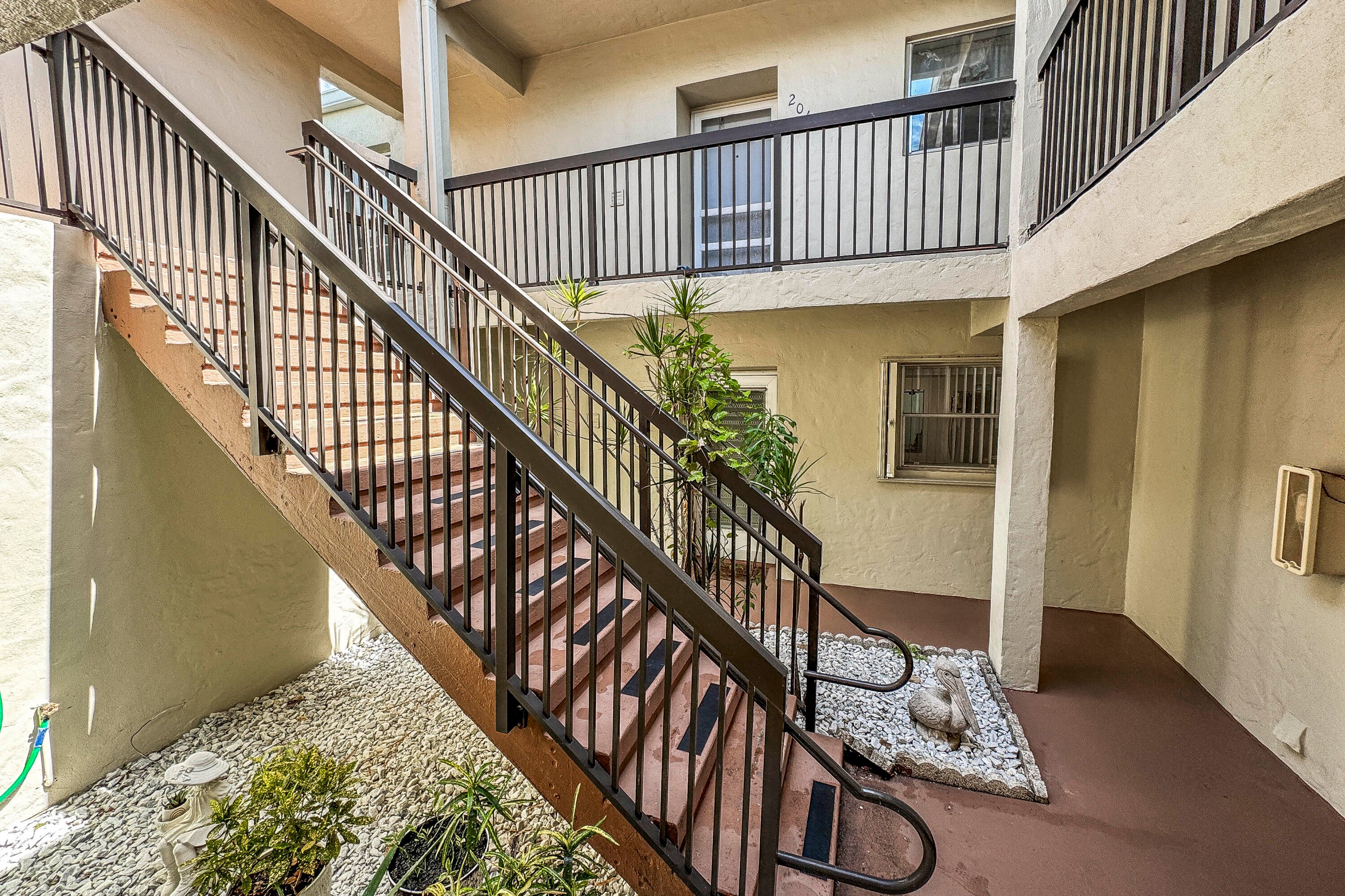 2540 Boundbrook Boulevard 204
