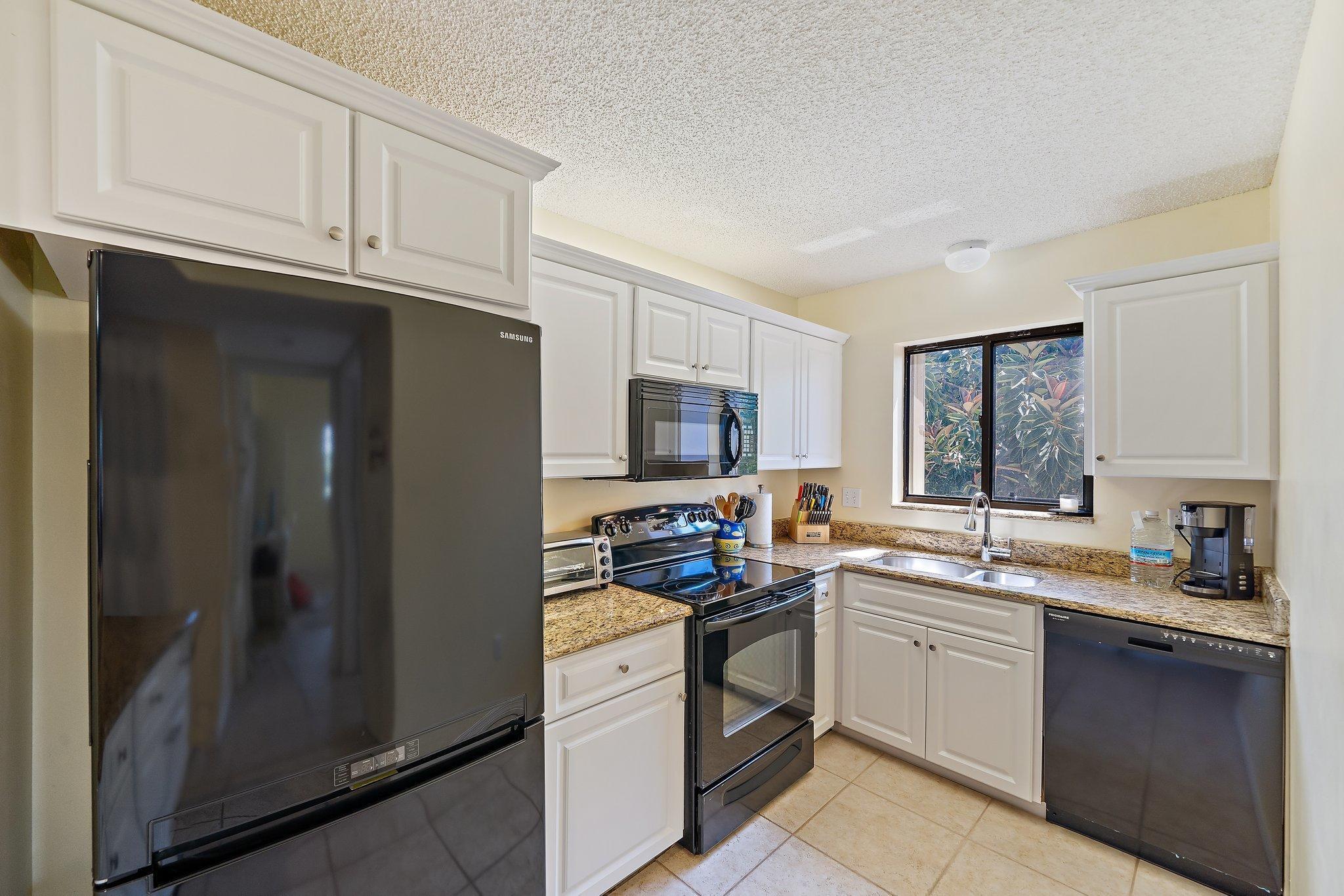 BELLA VISTA ON THE PARK CONDO - Residential Lease