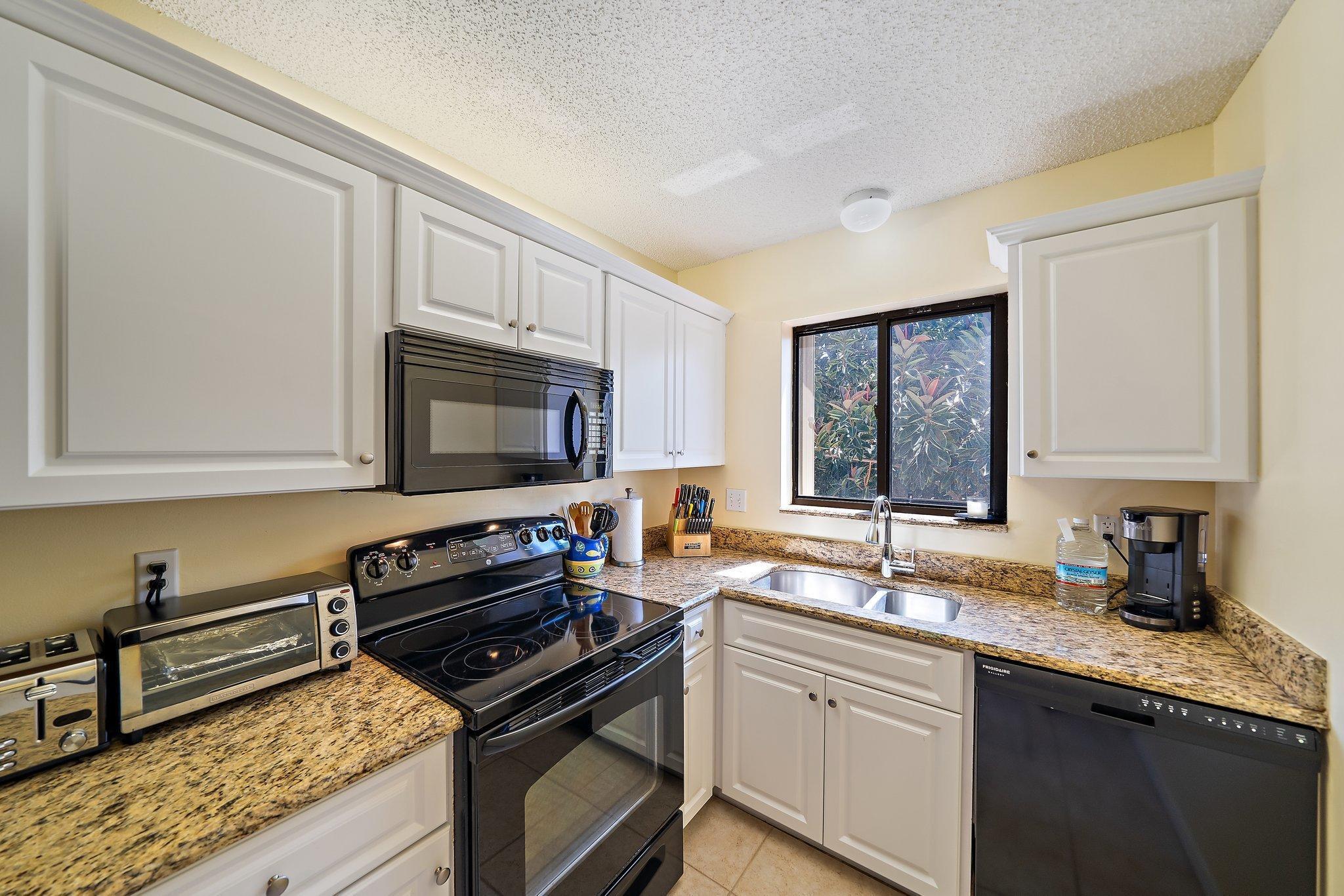 BELLA VISTA ON THE PARK CONDO - Residential Lease