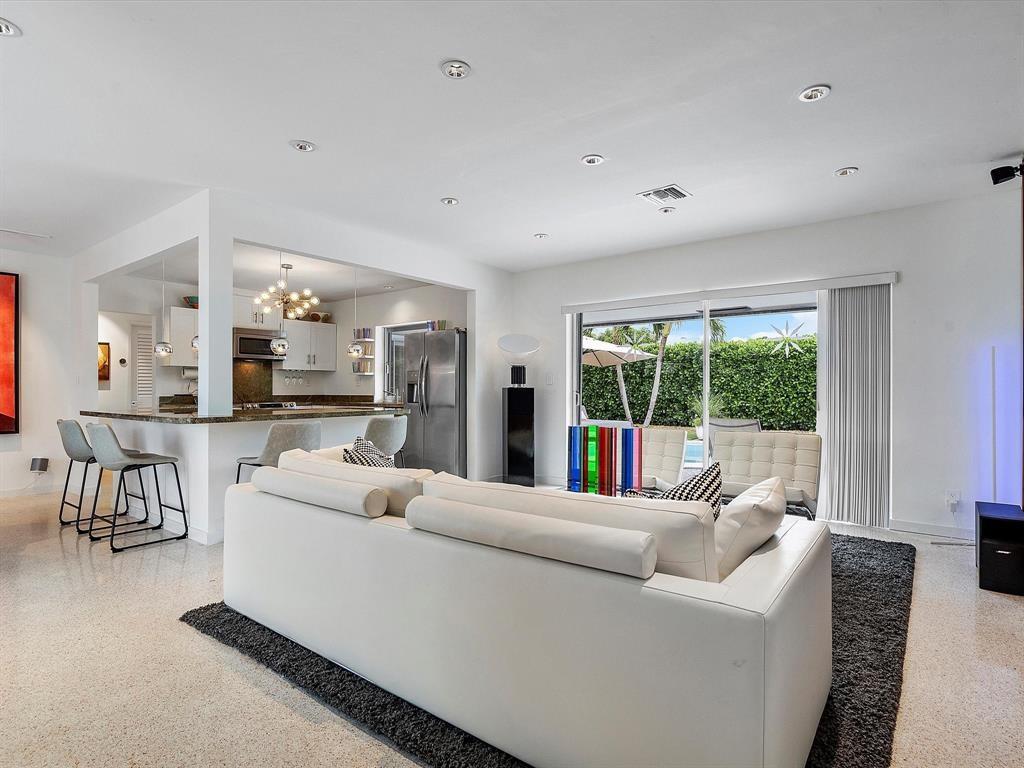 Coral Highlands 40-11 B - Residential Lease