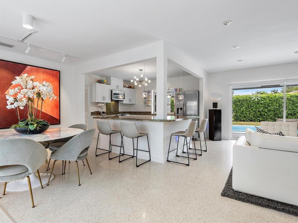 Coral Highlands 40-11 B - Residential Lease