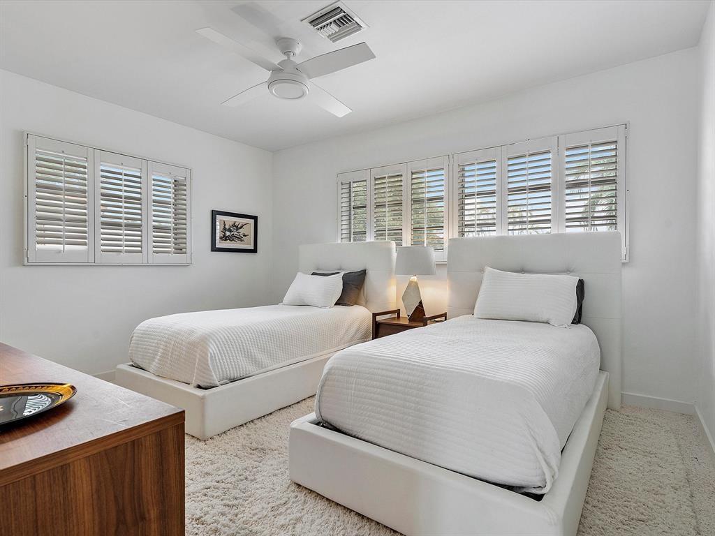 Coral Highlands 40-11 B - Residential Lease