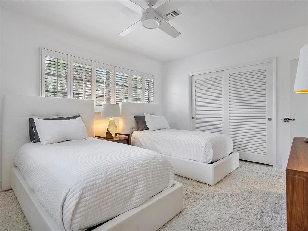Coral Highlands 40-11 B - Residential Lease