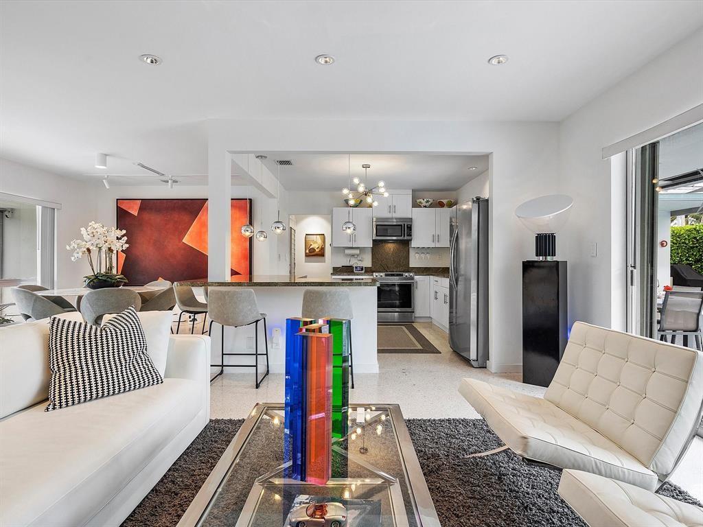 Coral Highlands 40-11 B - Residential Lease