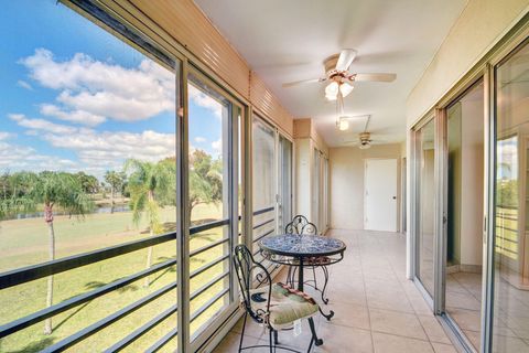 A home in Lake Worth