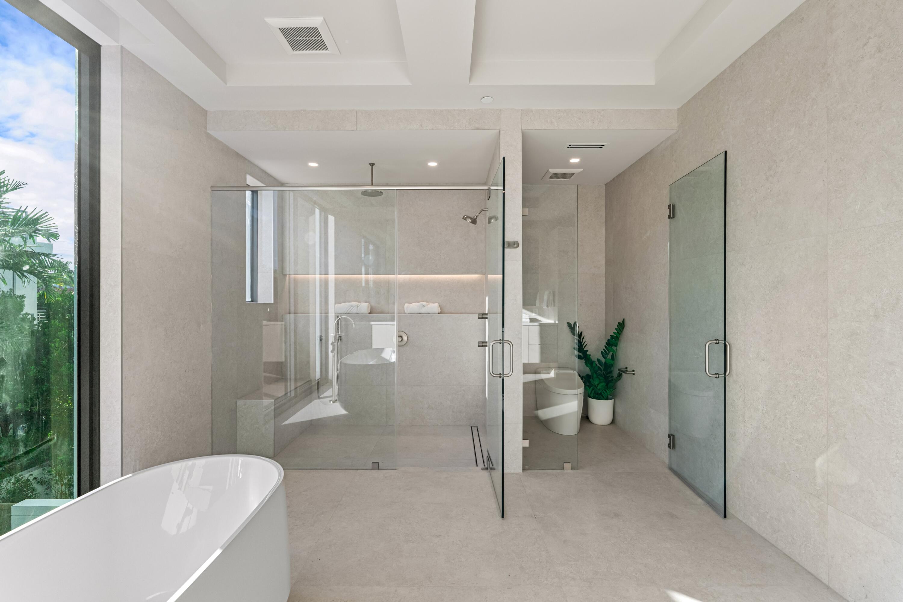 MIRAGE RESIDENCES - Residential