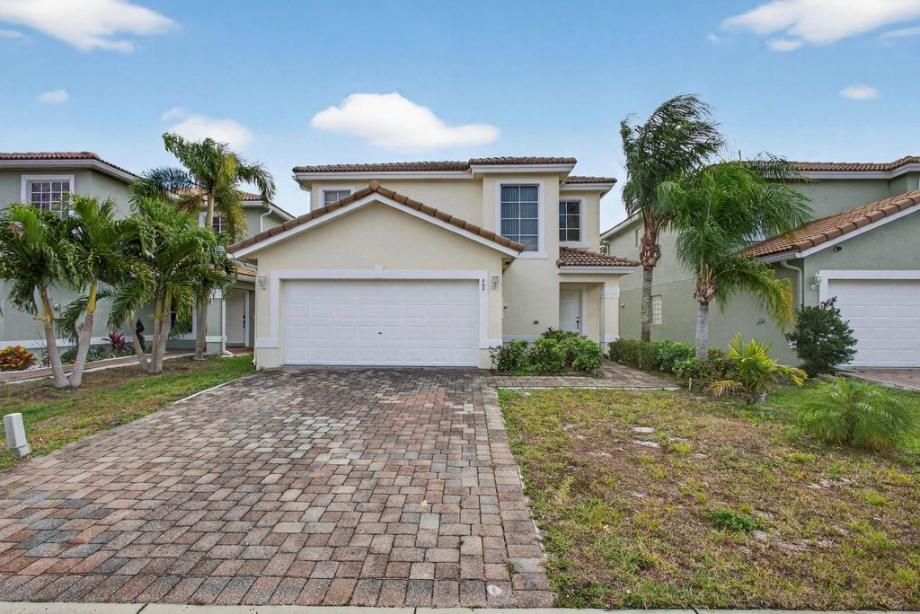 Photo of 662 Perdido Heights Drive, West Palm Beach, FL 33413 (MLS # F10555890)