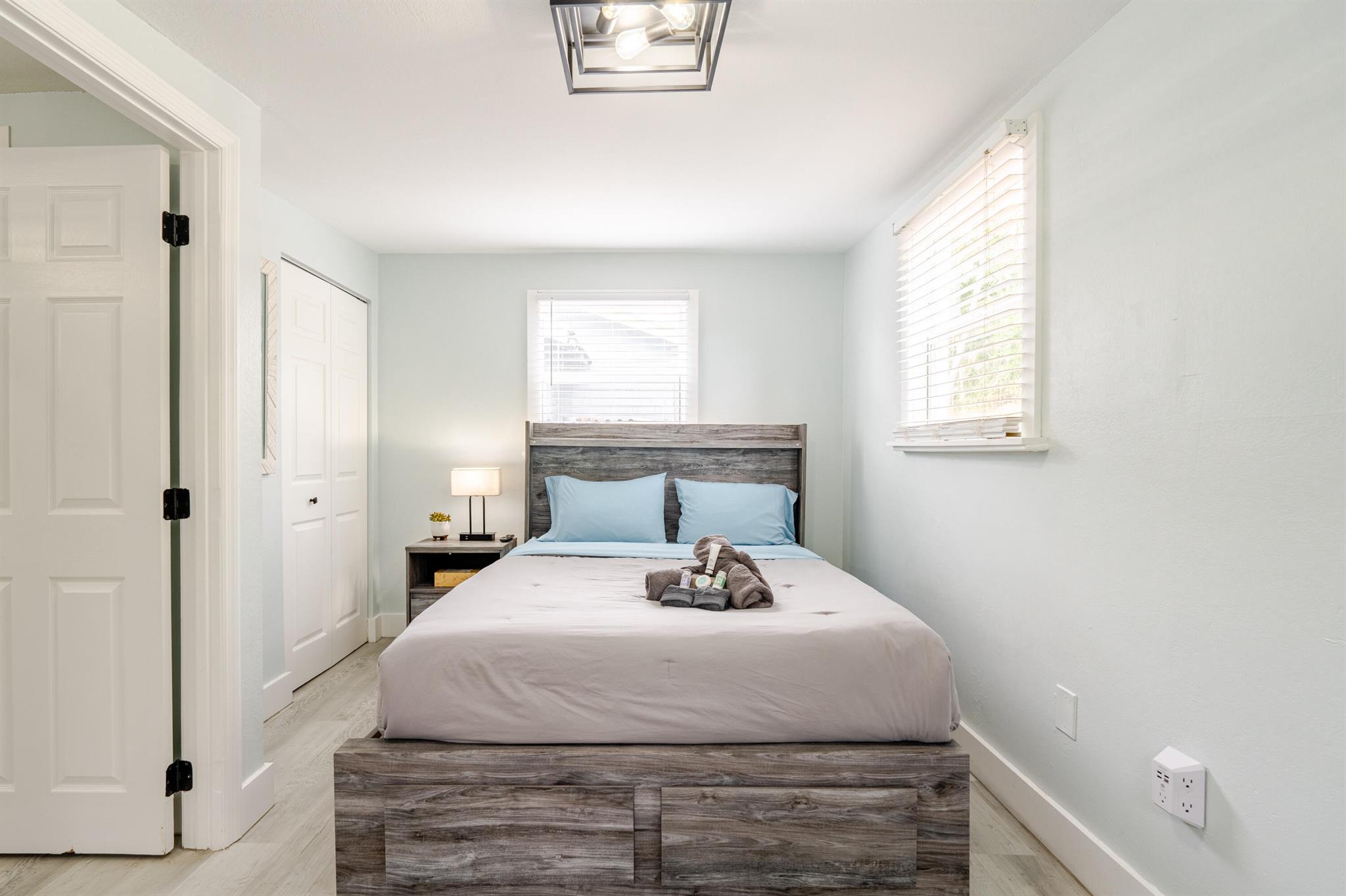ESTATES OF SOUTH PALM BEA - Residential