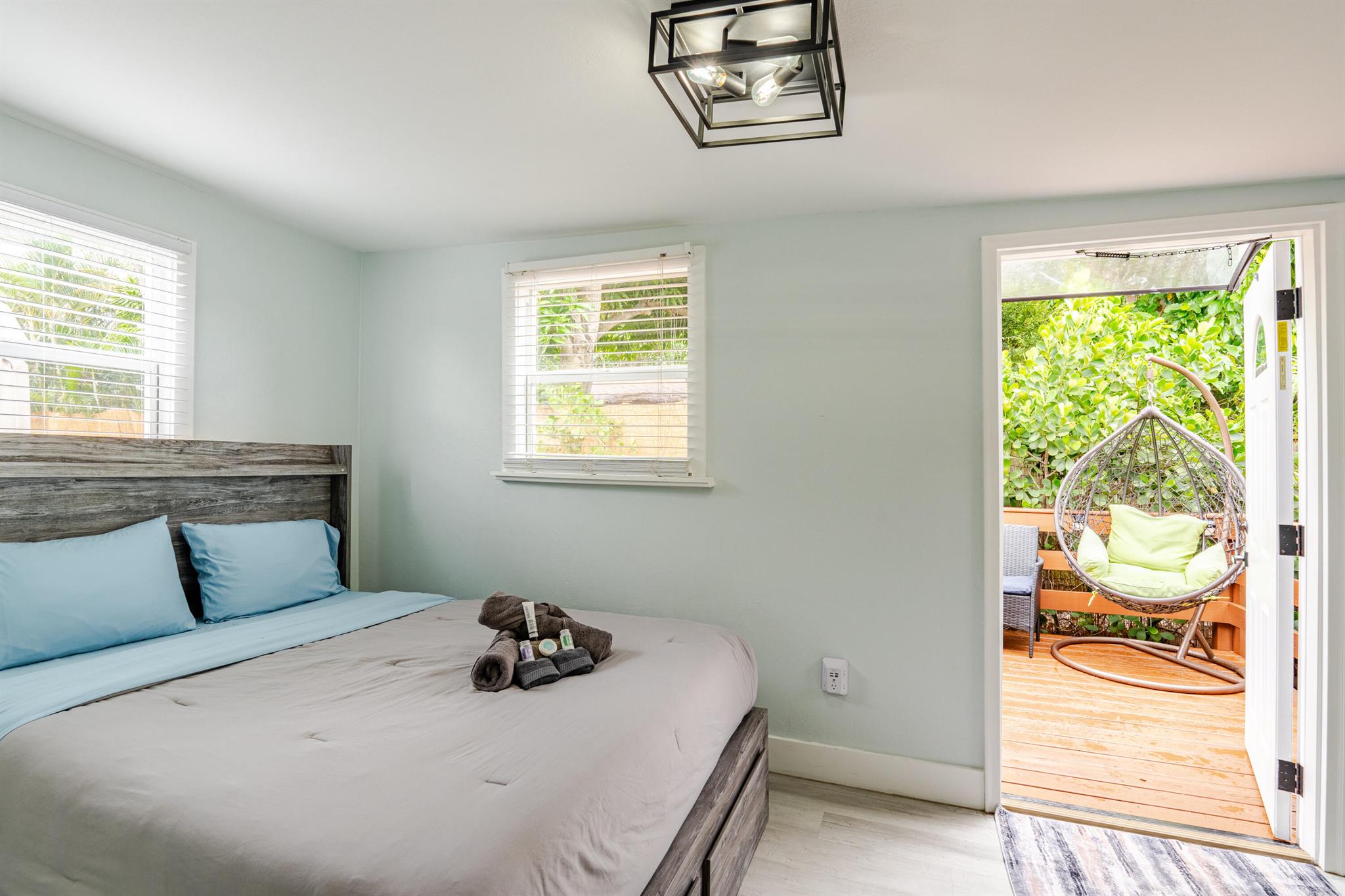 ESTATES OF SOUTH PALM BEA - Residential