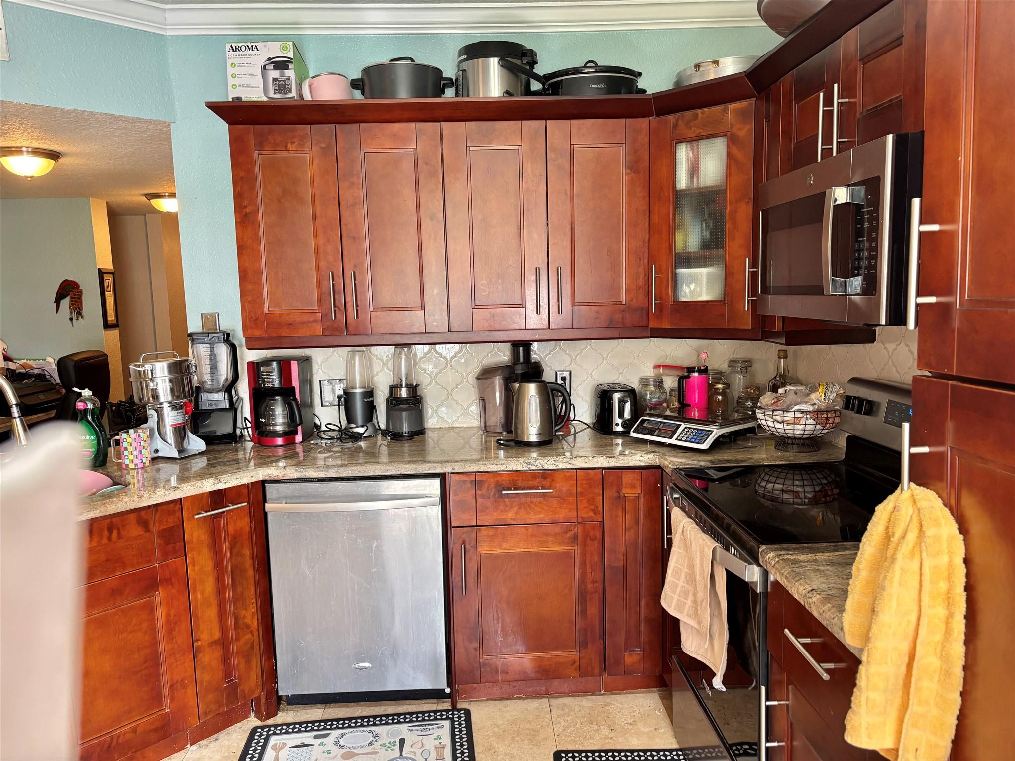 BELMONT AT NORTH LAUDERDA - Residential