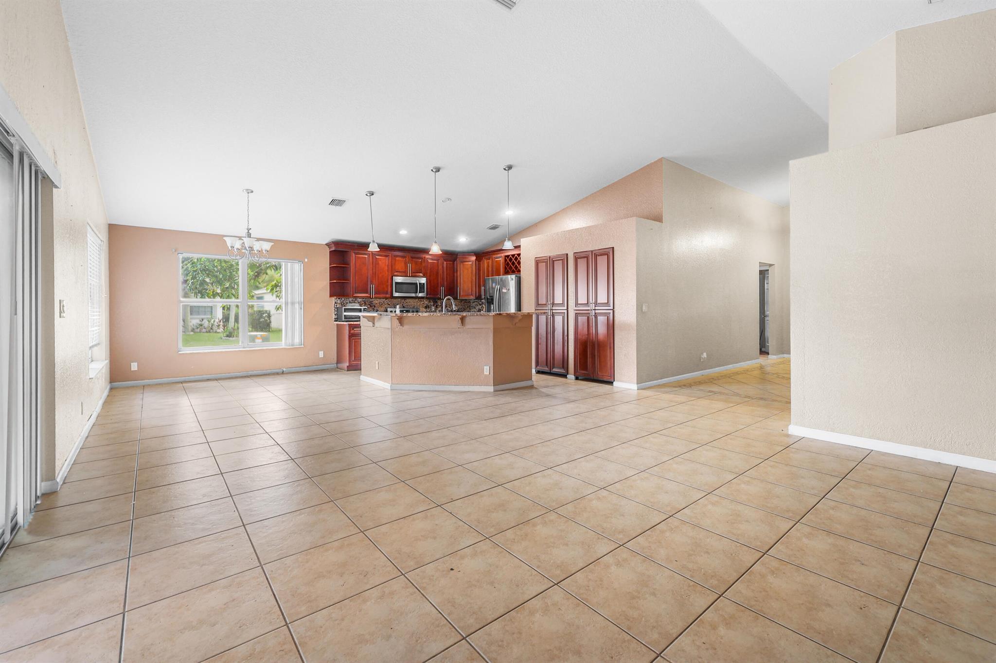 OLIVE TREE PAR 5C - Residential