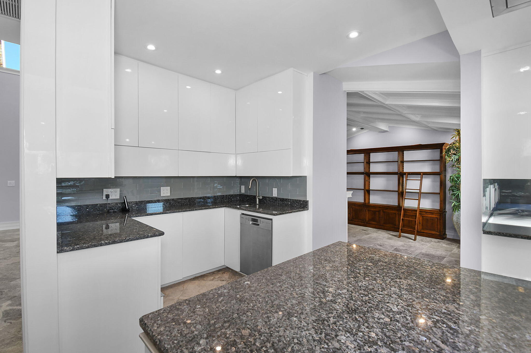 OLYMPUS - Residential