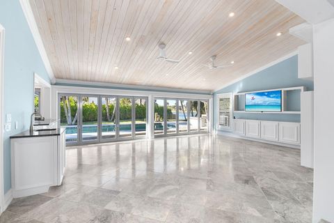 Photo of 123 Olympus Way, Jupiter, FL 33477 (MLS # R11163135)