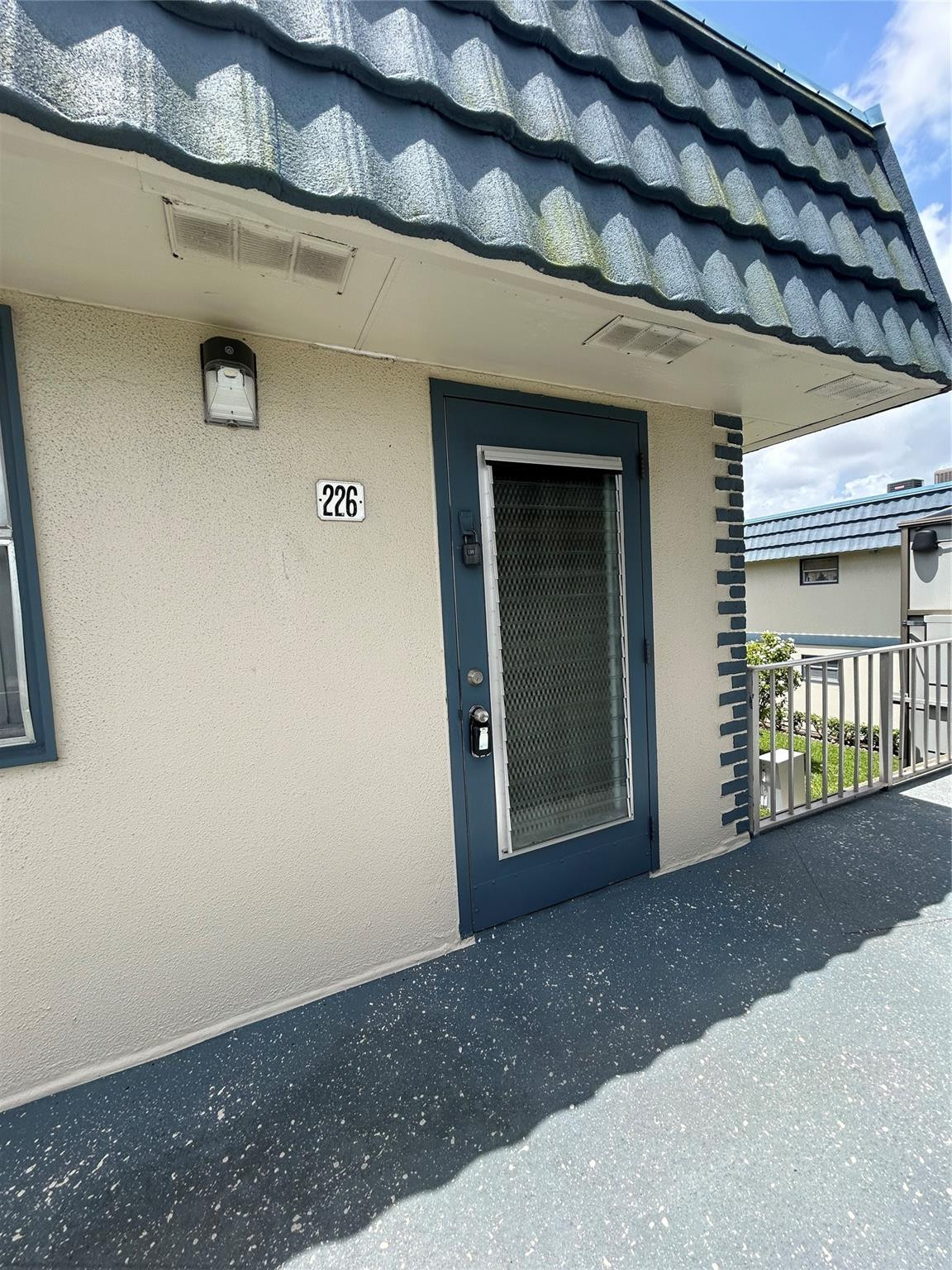 KINGS POINT - Residential