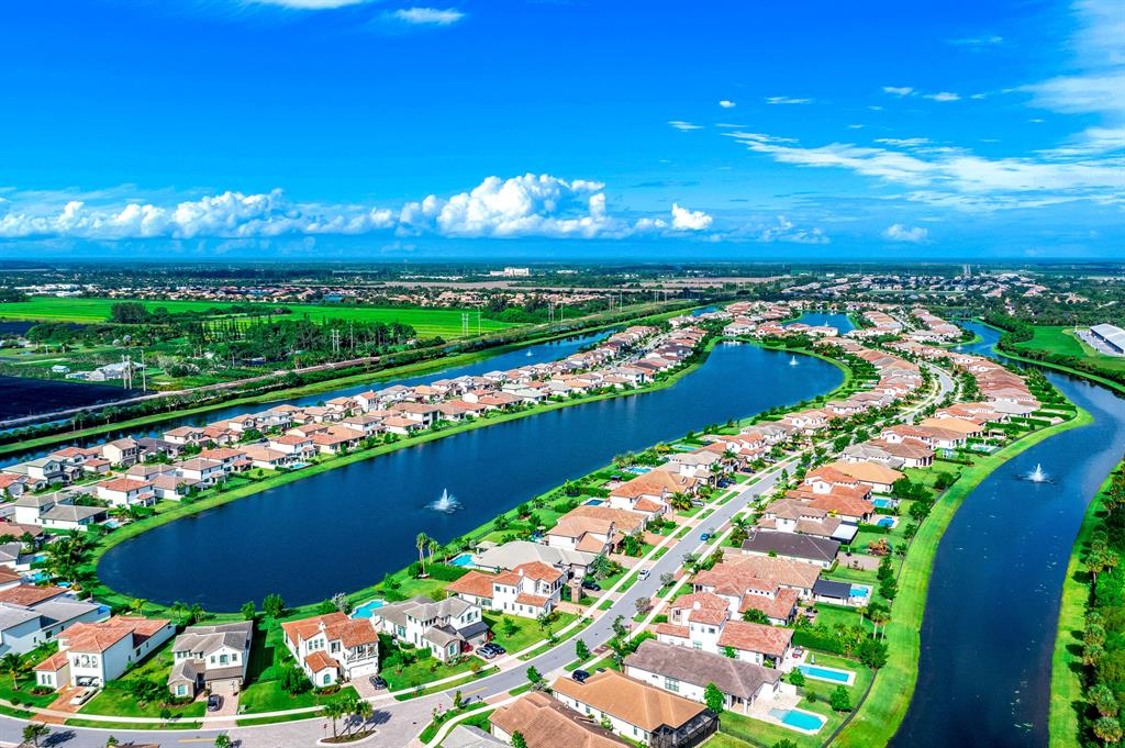 PALM MEADOWS ESTATES - Residential