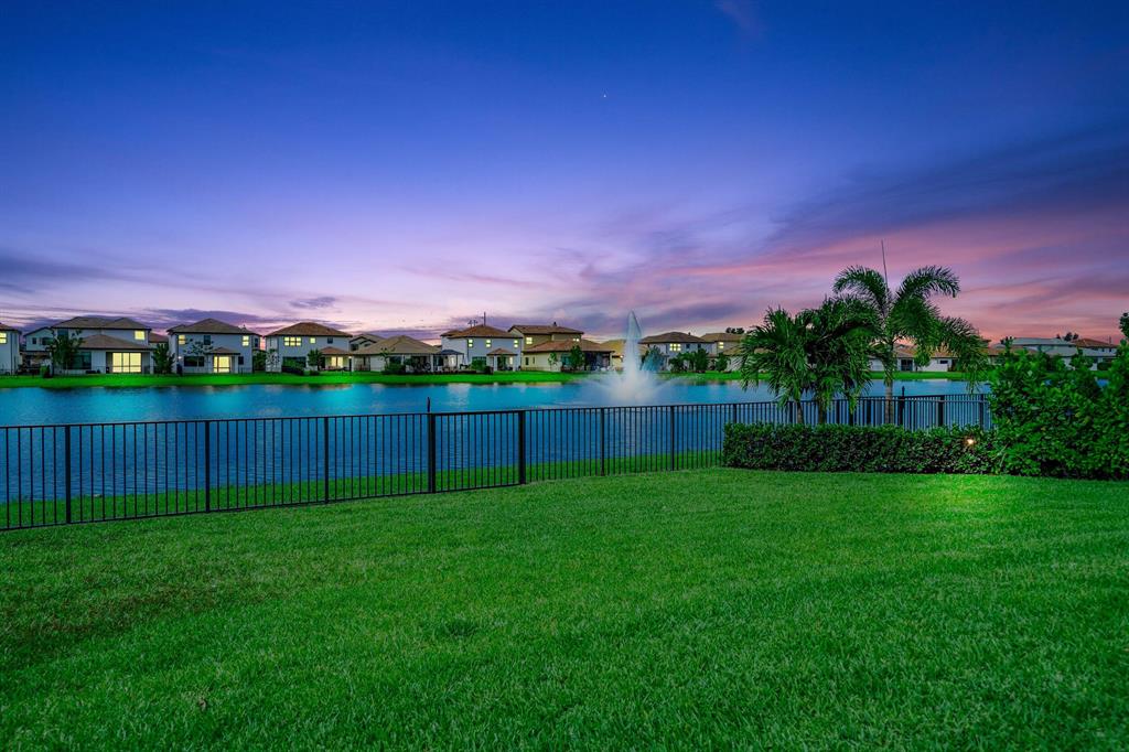 PALM MEADOWS ESTATES - Residential
