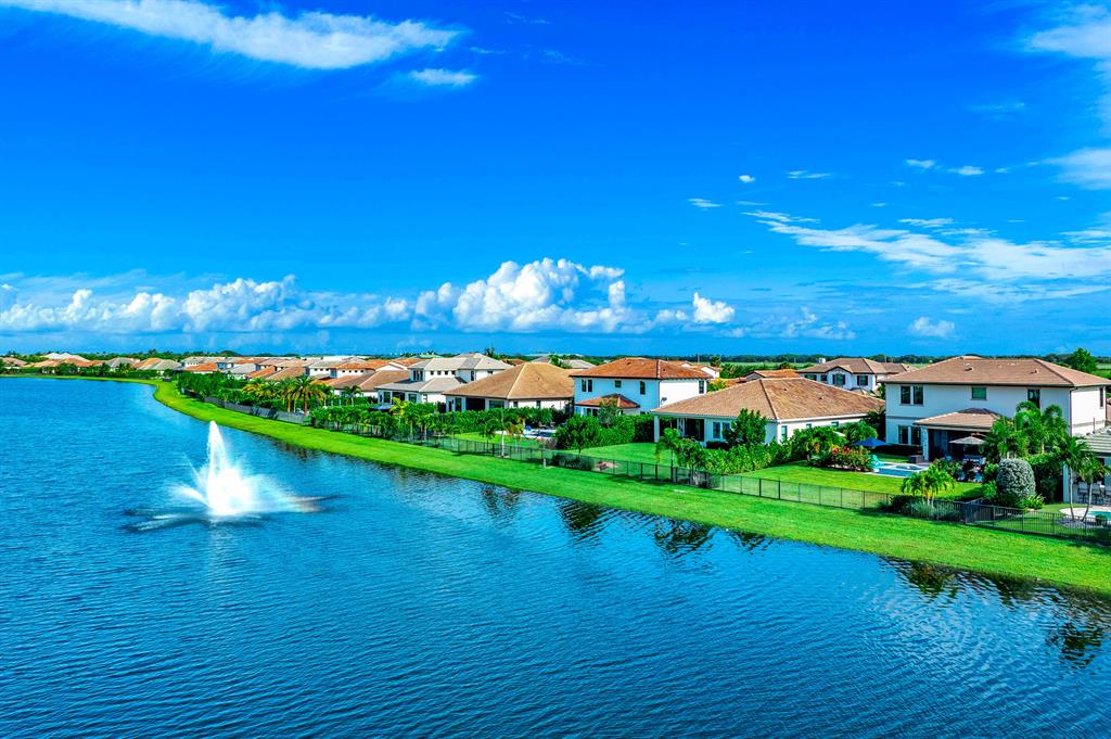 PALM MEADOWS ESTATES - Residential