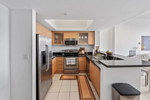 Tiny photo for 140 S Dixie Highway #823, Hollywood, FL 33020 (MLS # B26013032)