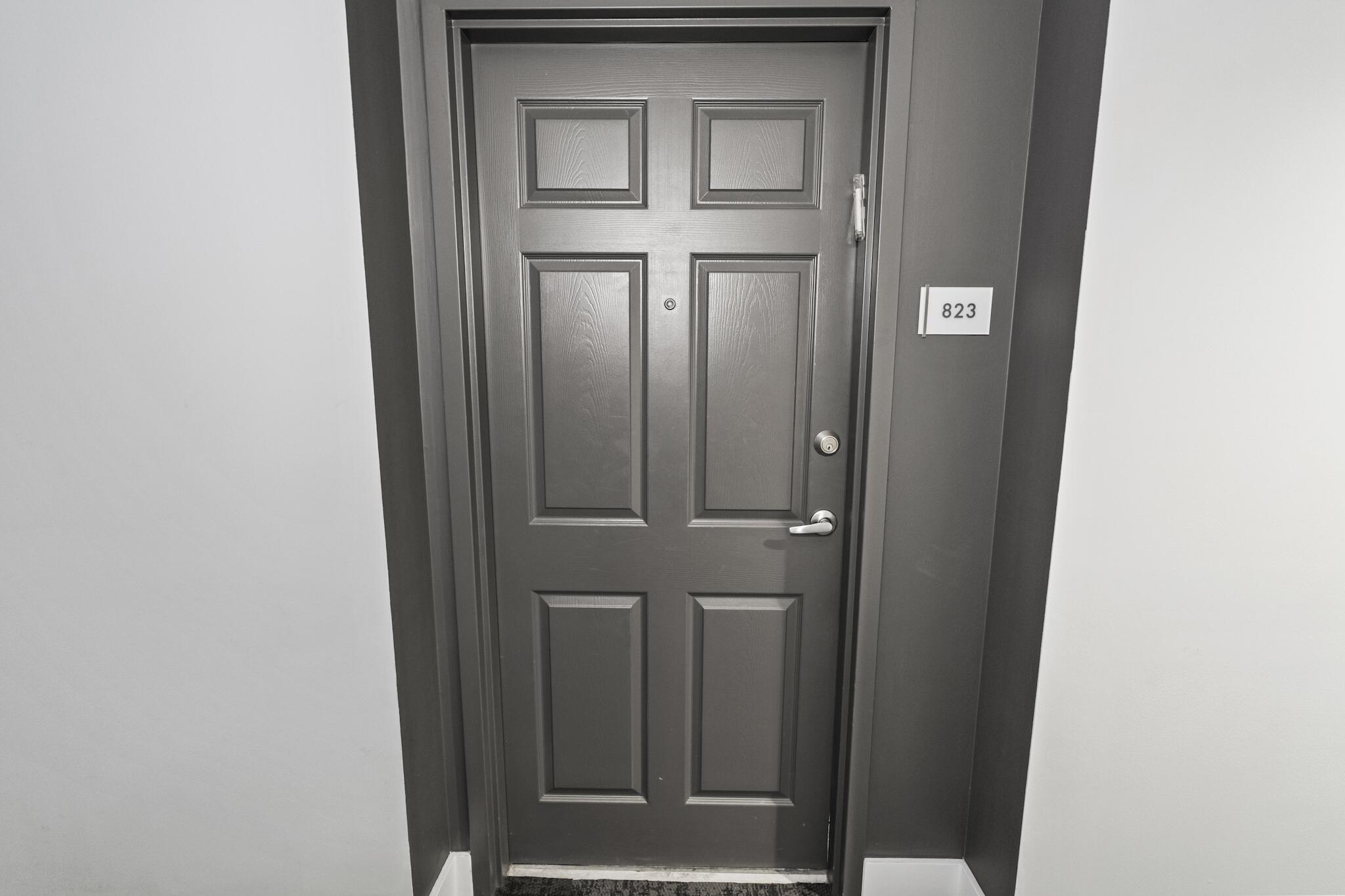 HOLLYWOOD STATION RES CONDO - Residential