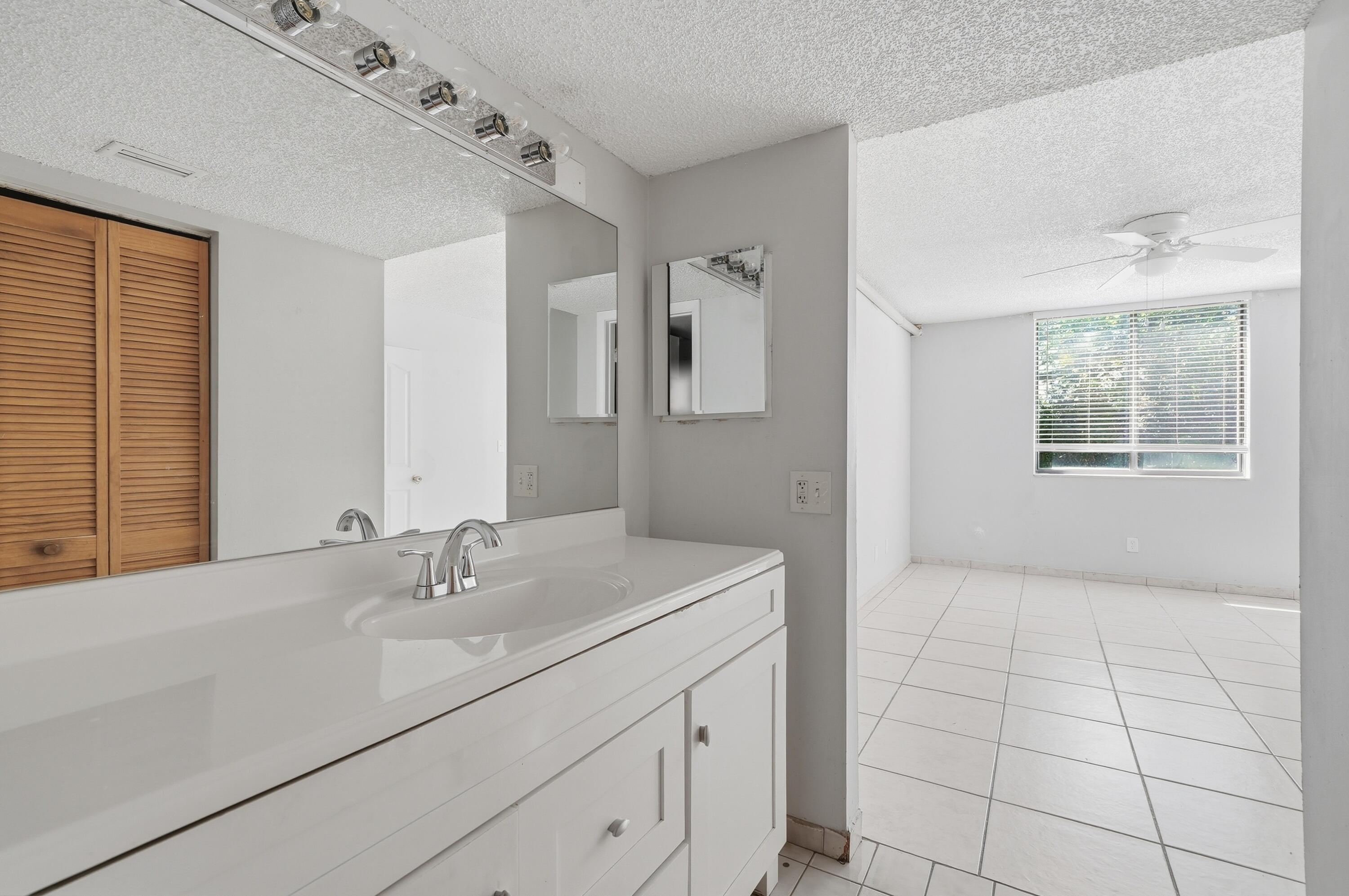 Mira Lago Condo - Residential Lease