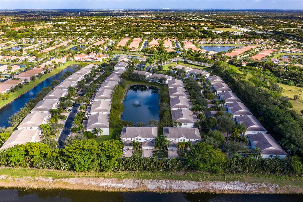 GROVE VILLAGE - Residential