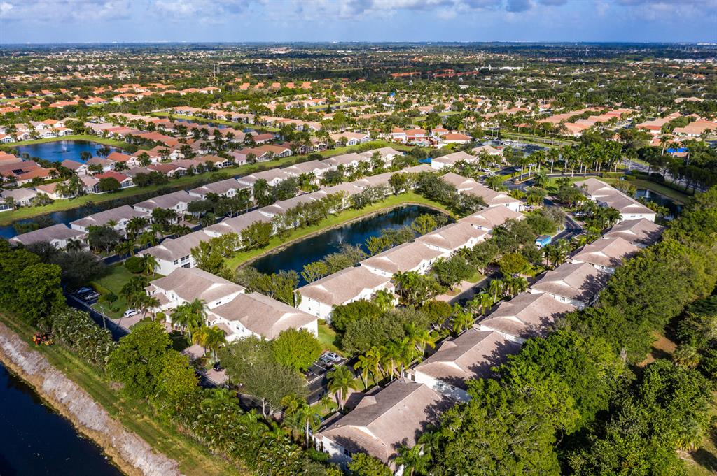 GROVE VILLAGE - Residential