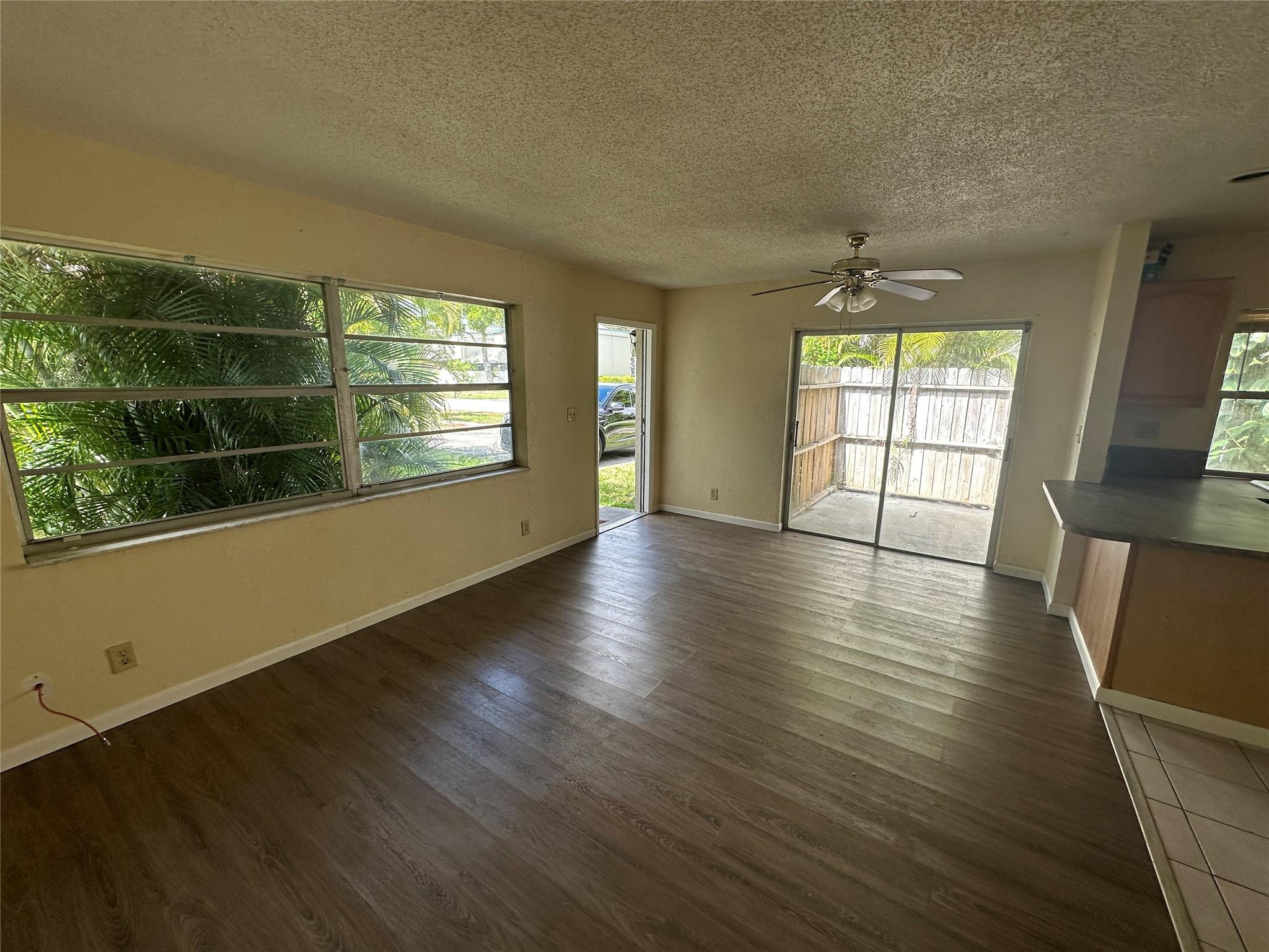 3006 NW 4th Ter 1