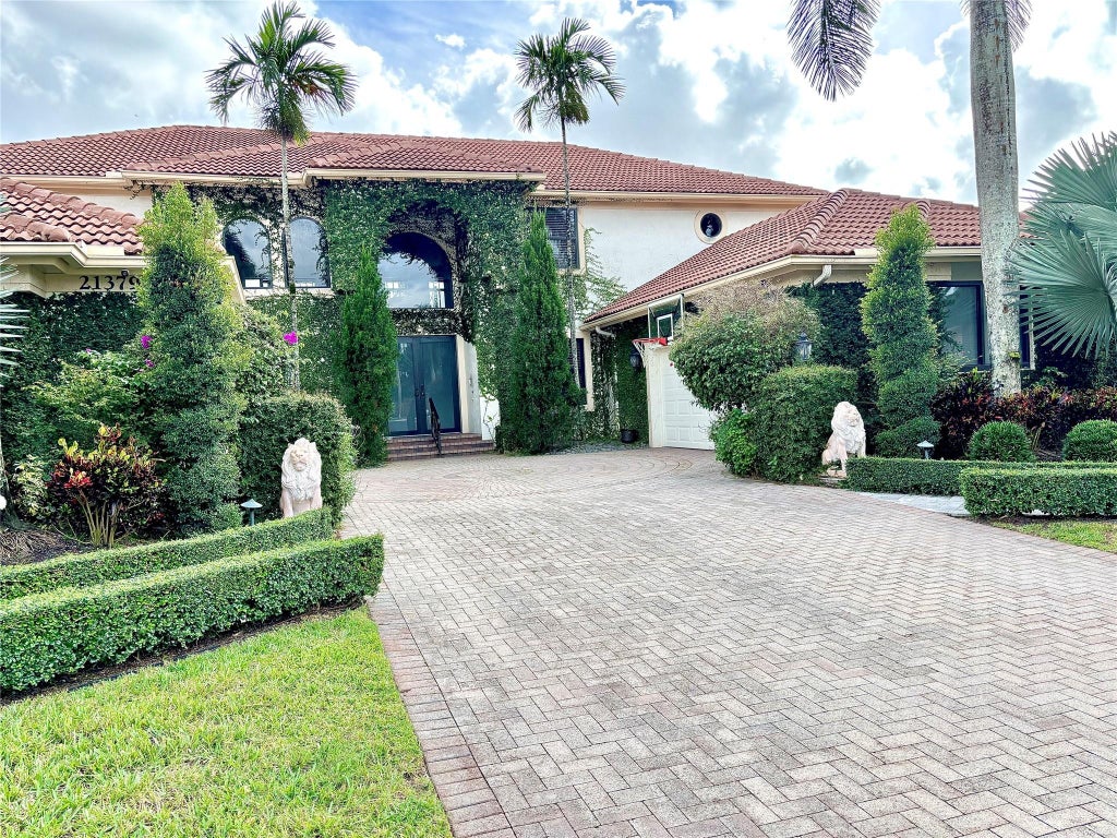 Photo of 21379 Rockledge Lane, Boca Raton, FL 33428 (MLS # F10470261)