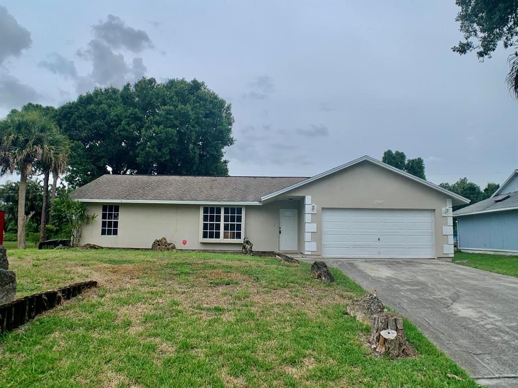 Photo of 7905 Arthurs Road, Fort Pierce, FL 34951 (MLS # R10725615)