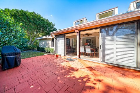 Tiny photo for 6858 Fountains Circle, Lake Worth, FL 33467 (MLS # R11150938)